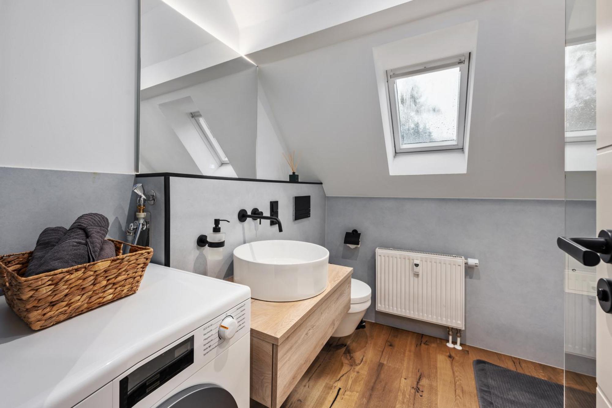 Edler Wohnraum Modernes Vorstadtstudio Mit Emma-Bett, Garten & Kaffeevollautomat Zwickau Exterior foto
