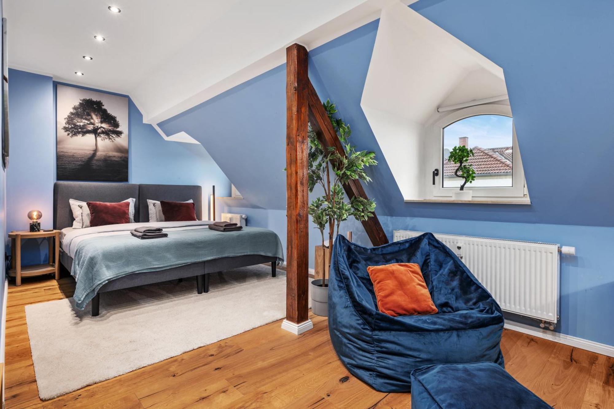 Edler Wohnraum Modernes Vorstadtstudio Mit Emma-Bett, Garten & Kaffeevollautomat Zwickau Exterior foto